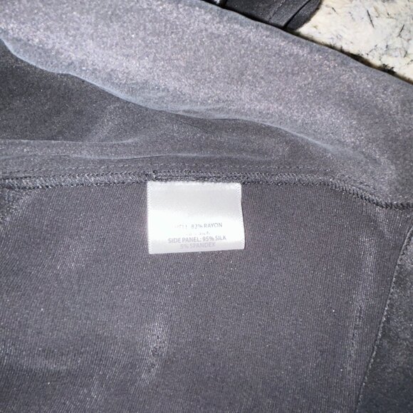 Eileen FisherEileen /fisher Black Velvet Silk V-Neck Dress, Sleeveless, Size Sma - Picture 10 of 10